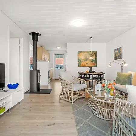 公寓 Ineke - 200m From The Sea By Interhome